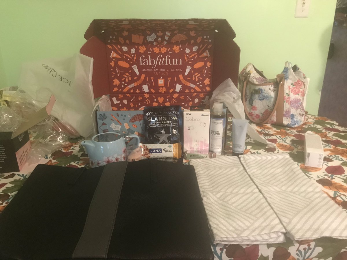 M_el_i_ssa22's tweet image. Thank you @FabFitFun  I love everything!!! #bestsubscriptionservice