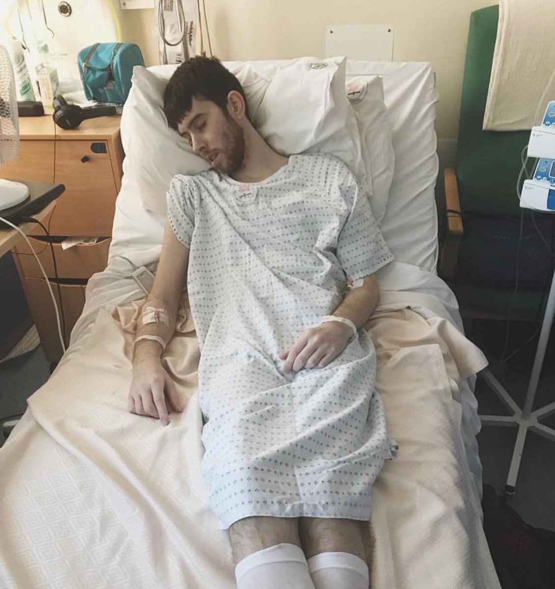 chronicloveclub's tweet photo. #CLCMemberFeature: meet Stephen. He has had quite the battle with IBD & Chron’s Disease since he was a teen. Check his story out here: https://t.co/P41WpRHq4K #chronicloveclub #IBD #ChronsDisease #colectomy #colostomy #invisibleillness #chronicallyill #spoonie #warrior https://t.co/PvG3RzwO8h