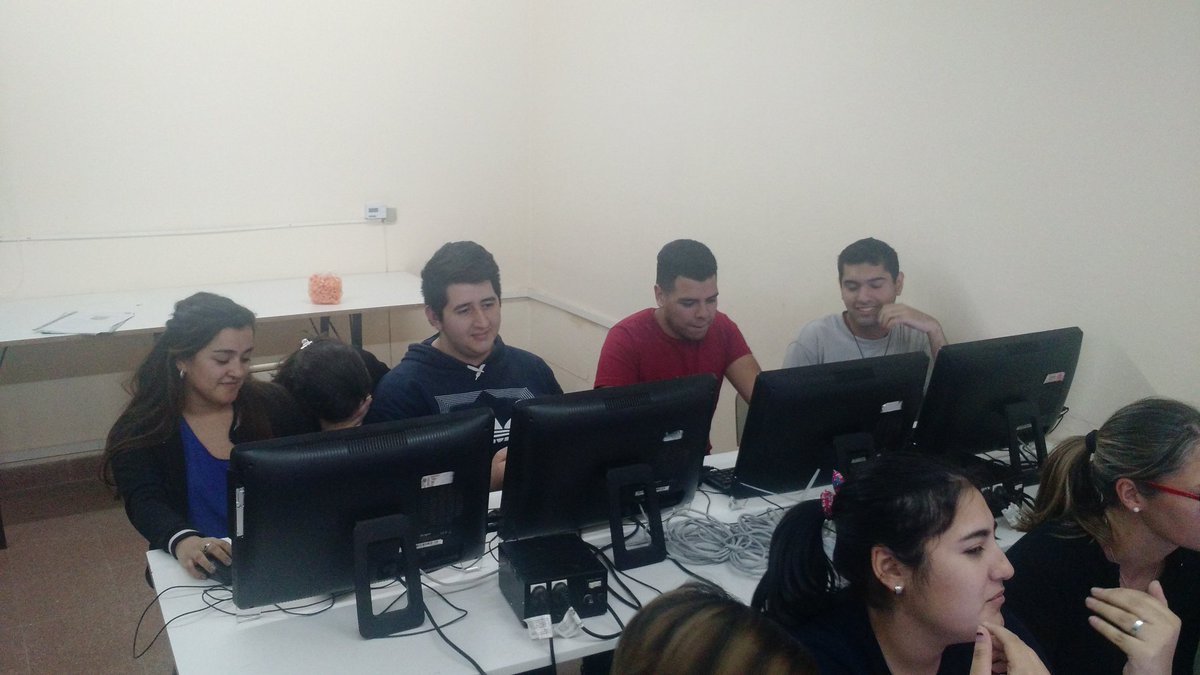 mnortelli's tweet photo. #IPC #InstitutoProfesoradoConcordia 1° año de #Psicologia #psico018 trabajando #LenguajeTransmedia en #Lectura #Oralidad #Escritura y #TIC nuevas formas de #Comunicación #innovando en #Educación #PLANIED https://t.co/Hn34CKz6MV