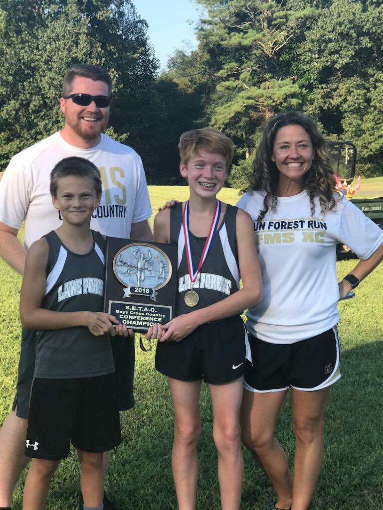 LF_CrossCountry's tweet photo. SETAC CHAMPS!!! 🥇🏆🥇🏆 #RunForestRun https://t.co/A20p1lKzM6
