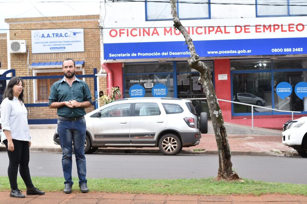 EmpleoOficina's tweet photo. #Hoy Tarde de grabación trabajando en Accesibilidad comunicacional. #QueremosTrabajar #ProgramaPromover #ComunidadSorda #JereZarza #JoaquinLosadaIntendente https://t.co/FjkU8y8rj6