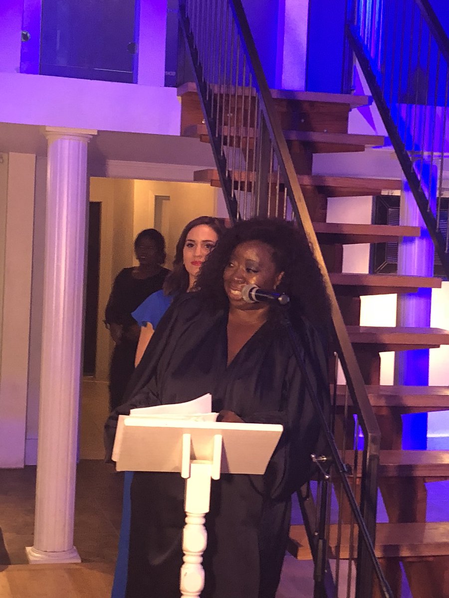 LeonieTchatat's tweet photo. « Je suis fière d’accompagner d’autres entrepreneurs pour qu’ils rêvent leur passion et soient reconnus pour leur contribution à l’économie de l’Ontario » #PrixInspirationON Félicitations aux 6 finalistes, que le meilleur/la meilleure gagne! @ONTrillium @FedDevOntario @C_Mulroney https://t.co/Tef1E8ZNc3