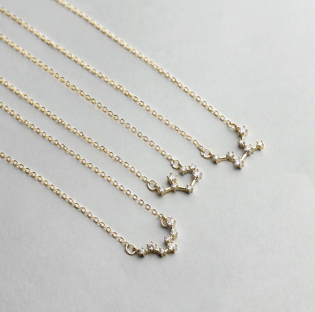 ForHersShop's tweet photo. Personalize your own or someone you love😍

Free domestic shipping! 

shop now: https://t.co/ToCzwMTgiE 💛 https://t.co/euGsHKRjw0