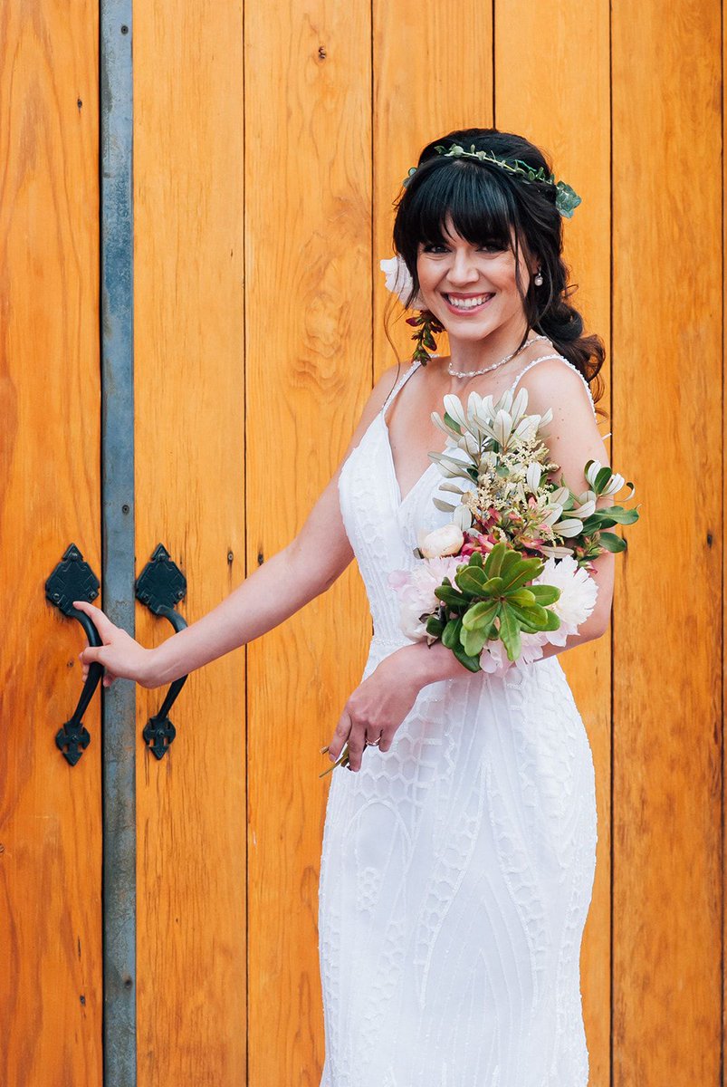 Being happy never goes out of style!

Explore more of Alysha Lee's beautiful work at buff.ly/2O05Tyj