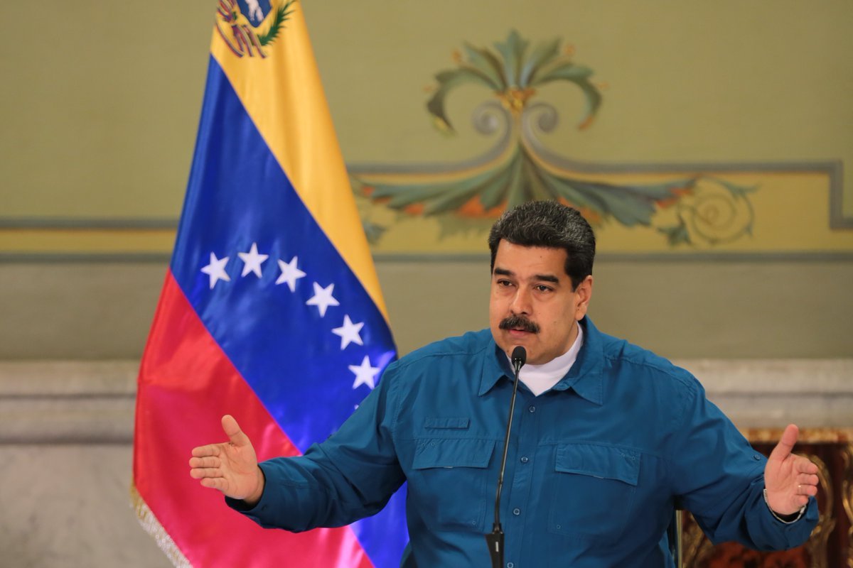 ivssoficial's tweet photo. #AHORA | Pdte.@NicolasMaduro:  A partir del próximo lunes 24 de septiembre en todas las estaciones de  gasolina del país entra el nuevo sistema de cobro de la gasolina con el  biopago y el Carnet de la Patria    #PagoAutomatizadoDeGasolina https://t.co/7b0cCUmTNL