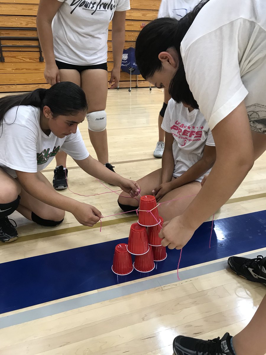 EMHS_VBall's tweet photo. Stack the Cups #teamwork #EffectiveCommunication #trust @EMHSAthletics_ https://t.co/VGVybeeQ9Q