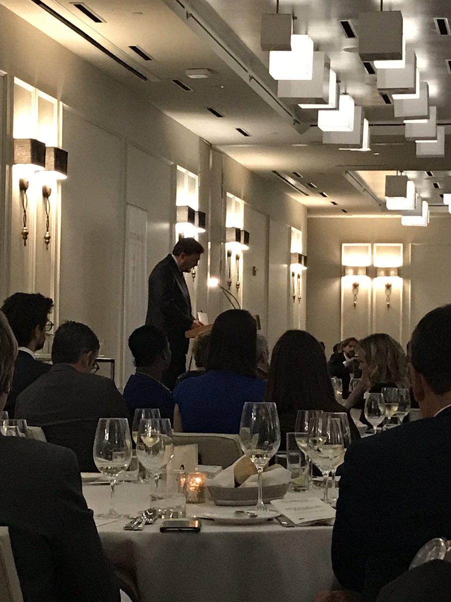 chorkins's tweet photo. In Montreal for the 1er Gala Angel de la Societé does Plaideurs (aka Montreal #EOT2018 @Advocates_Soc). Wagner CJC delivering the keynote on civility. Thanks to Lavery for the invite! https://t.co/nlssP27mK9