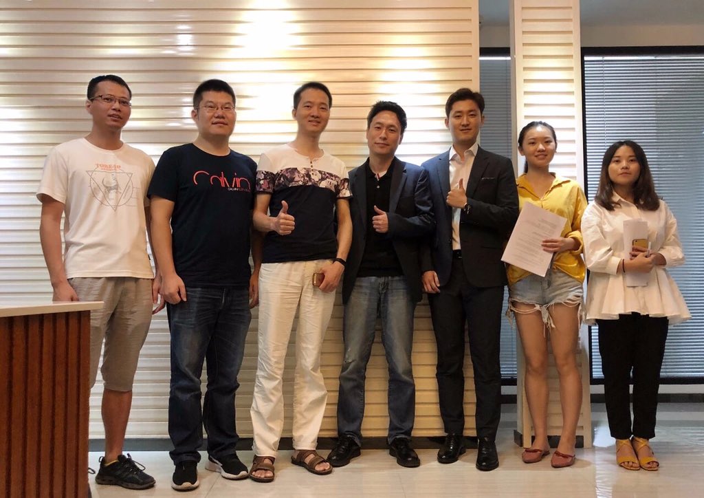 intervaluepro's tweet photo. Really happy that The Signature team came to our office and had a in-depth communication with our CTO. Looking forward to having a good cooperation in the future. #korea #signature #InterValue #blockchain https://t.co/uEjYH59y0A
