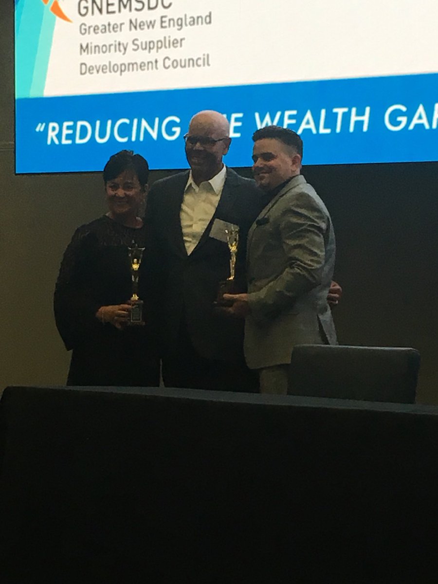 R_S_Rodriguez's tweet photo. Honored and Humbled to receive the 2018 Shining Star Award by the Greater New England Supplier Development Council #GNEMSDC #CVSSupplierDiversity #CVSTeam https://t.co/b44jvnWgnK