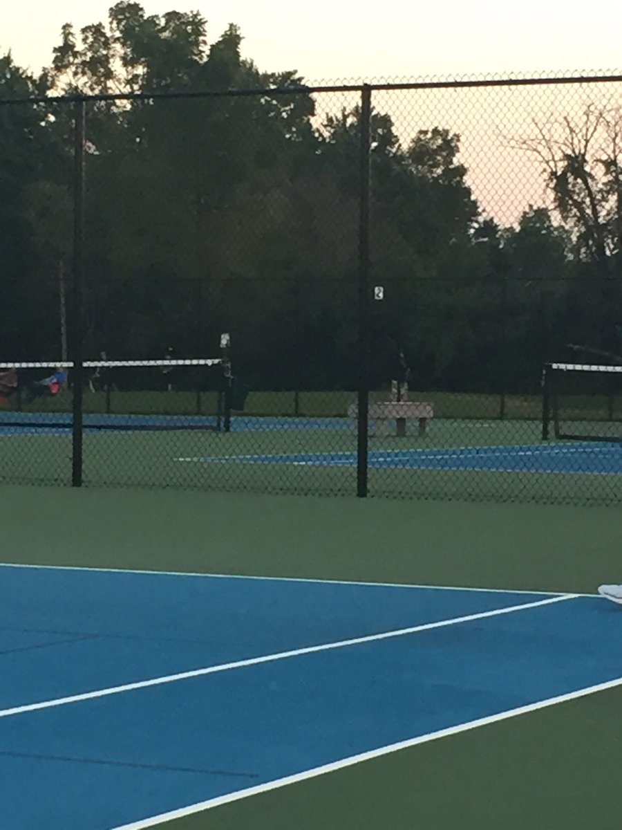 massie_tennis's tweet photo. Great night of #GCTCA tennis. Four courts still playing in Back Draw. Resumes Sat at 8.30. @CM_Athletics Need to work on my timing... https://t.co/Co6sR6XYoi