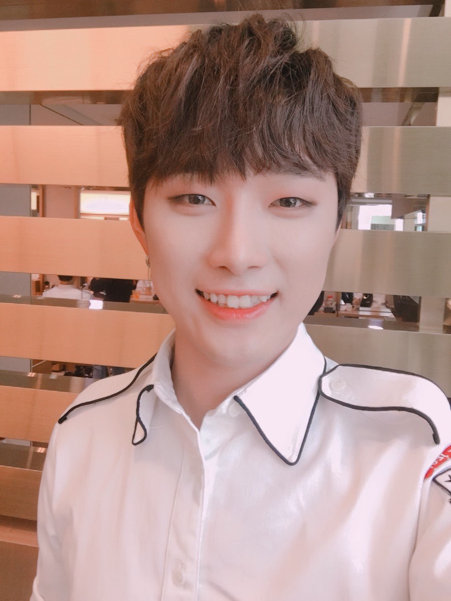 CKKYJtrans's tweet photo. [TRANS] 180920 [#SPECTRUM] SPECTRUM TIME TRAVEL SERIES #128 

A day in September, 
Before Jaehan-ie leave for schedule😍

https://t.co/KgifwXllJn

#스펙트럼 #Time_Travel_Series #재한 #Jaehan https://t.co/Bkfb1PkTsk