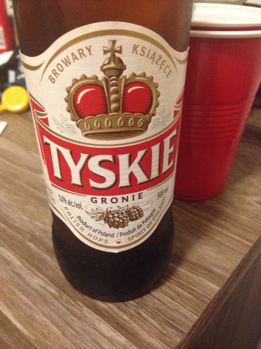 TeskeyRadio's tweet photo. Close enough.#Teskey 🇵🇱 🇵🇱 https://t.co/Vx12hGmOSC