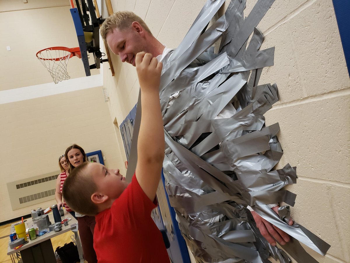 FifthFw's tweet photo. Amazing turnout for our #ReadMoline Family Night! Lots of students (and alumni) showed up to read, listen to guest readers, and duct tape Mr. Etheridge to the wall. #GoBicEagles https://t.co/Hqw3wGefDu