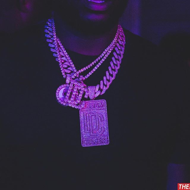 MeekMill's tweet photo. U GONE F#%k AROUND AND DROWN! #DRIPTOOHARD https://t.co/VG18EkSkmz https://t.co/YNK8ZYzcml