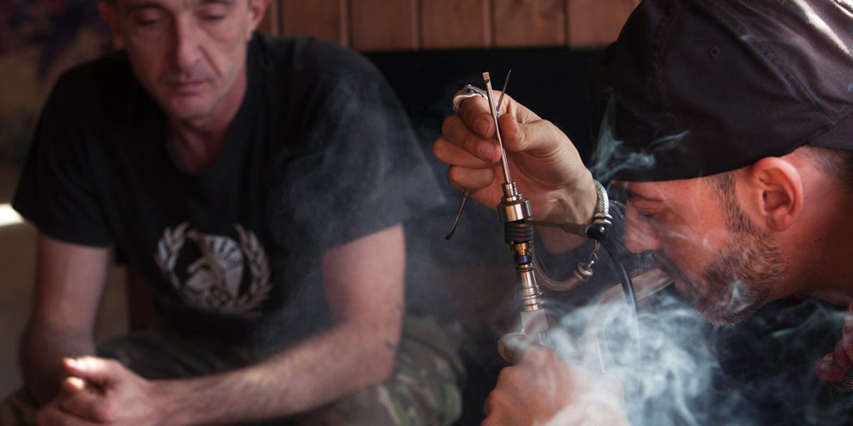 TheKushCrate's tweet photo. Have you ever wondered if second hand pot smoke can cause you to fail a drug test?  The answer may shock you 😳😳

https://t.co/MA587XpSdI https://t.co/cw1plaO0ip