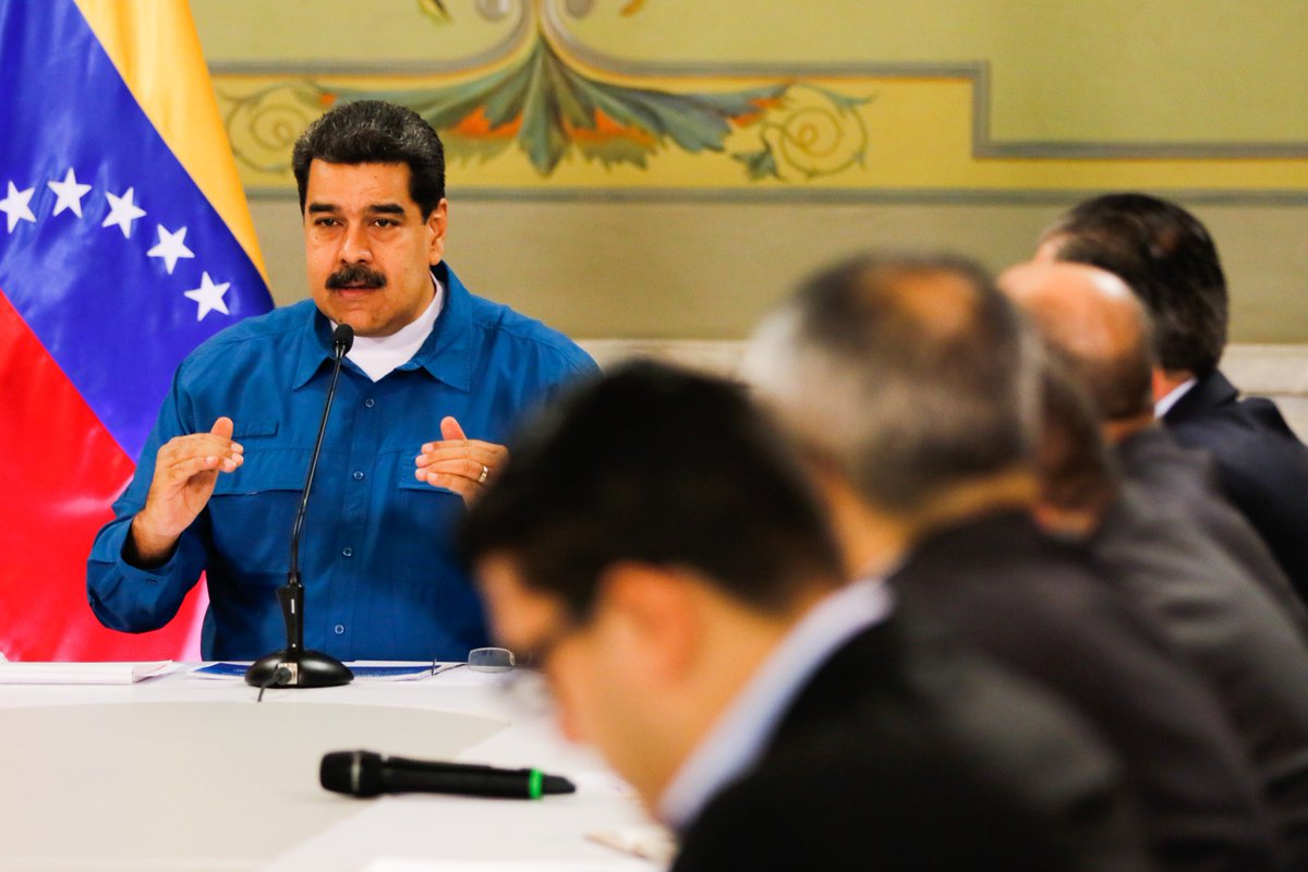 PresidencialVen's tweet photo. #Noticia 📰 | Presidente @NicolasMaduro llama a banca del país a “liberar el dinero del pueblo” https://t.co/Hwfb1fDuio https://t.co/q1leveG1fY