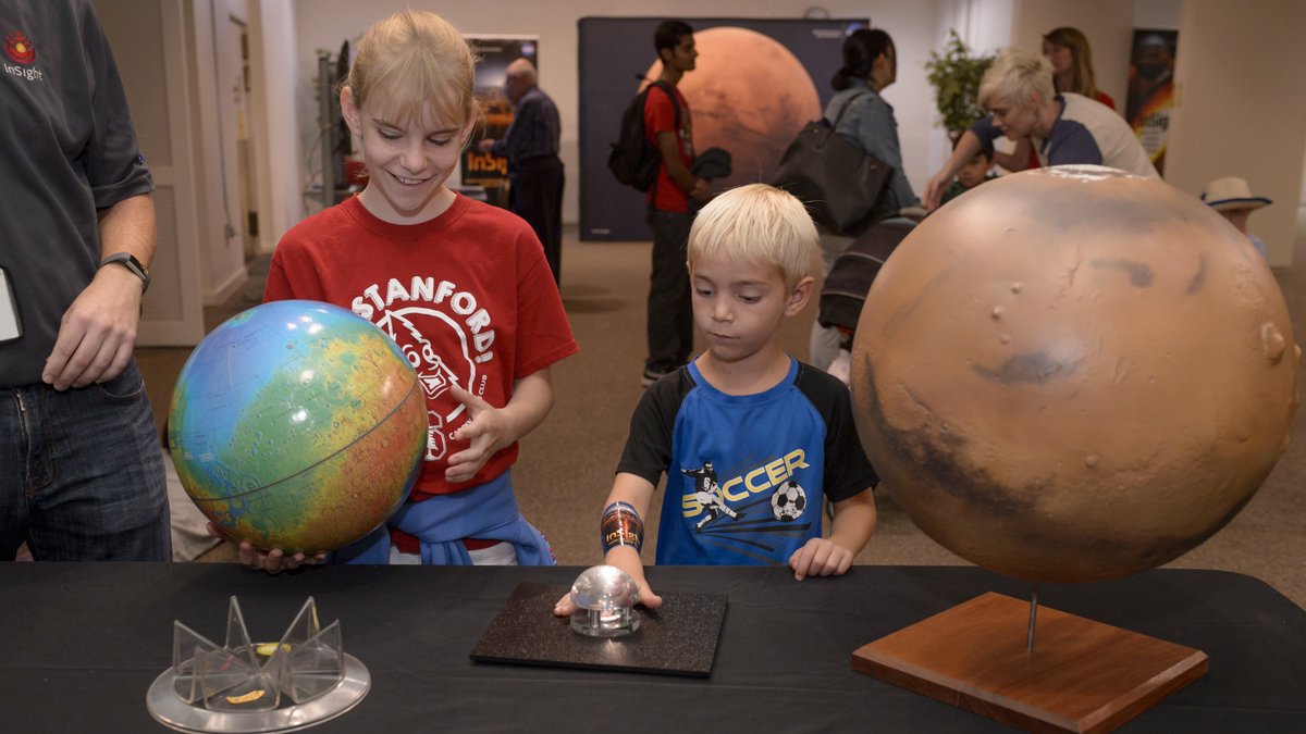 NASAAmes's tweet photo. Lots of fun had by all today at the @NASAInSight #MarsRoadshow event at @NASAAmes! Join us tomorrow for another day of exhibits and to chat with scientists and engineers working on the mission that will explore #Marsβ deep interior. Details: https://t.co/kjLDHrmwO5 https://t.co/EdKianNwM8