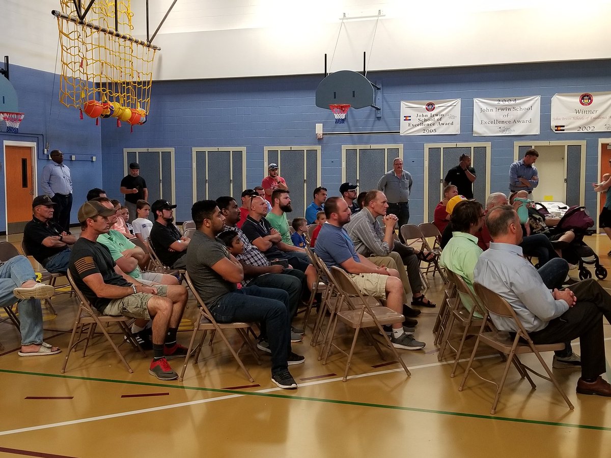 ChipetaEagles's tweet photo. Exciting events at Chipeta tonight. Books and Buddies learning about empathy. Watch DOGS kickoff - dads learning about volunteer opportunities. #chipetarocks https://t.co/GdZEQvG0t9
