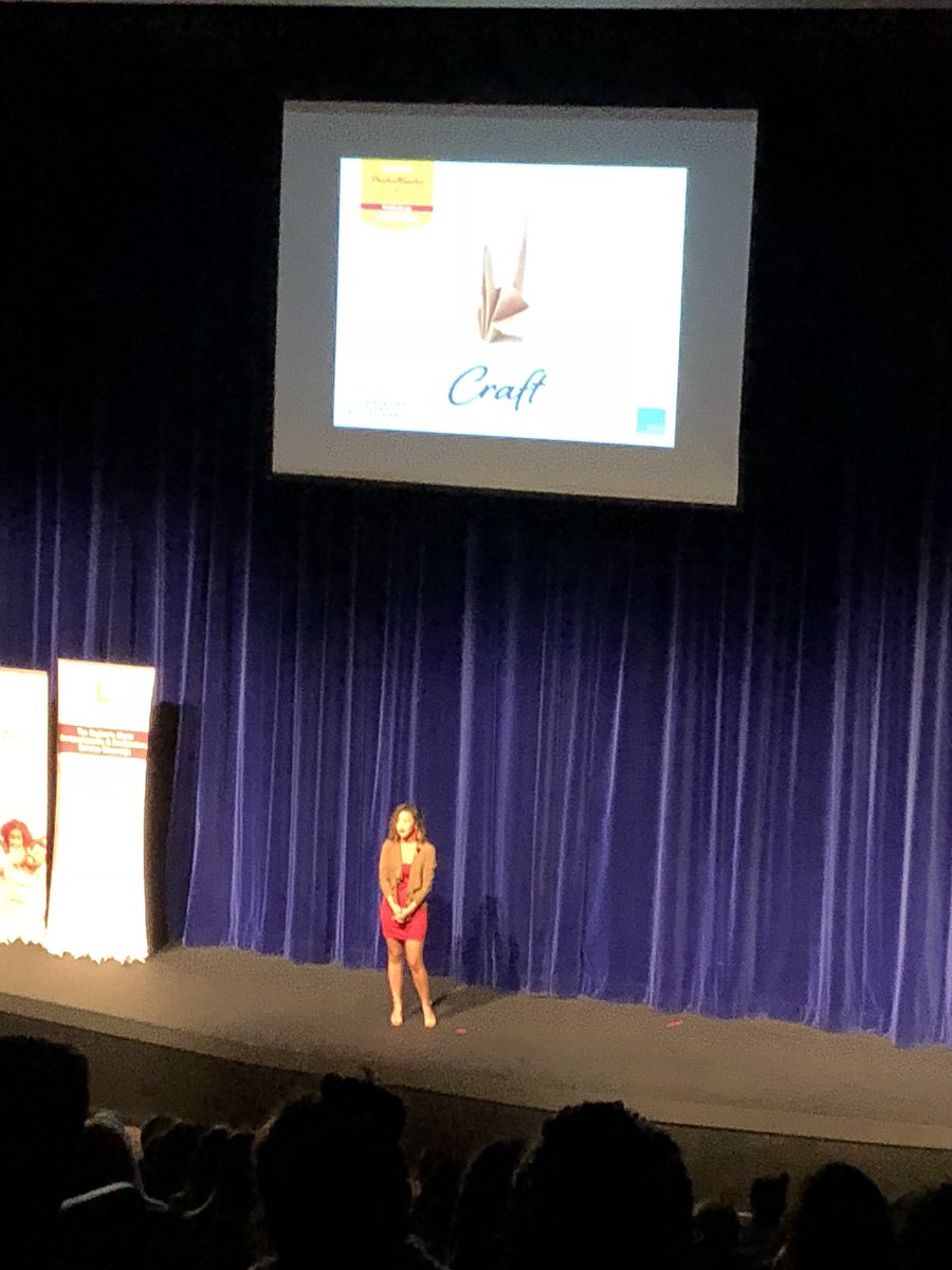 JillAmyKelly's tweet photo. Did anyone else get emotional when @letrisha1 thanked her mom for immigrating to Canada from Vietnam 30 years ago? ❤️😭😭 #sosweet #lloydevents #pkyll #yllpk https://t.co/t1Ff3MvD1E