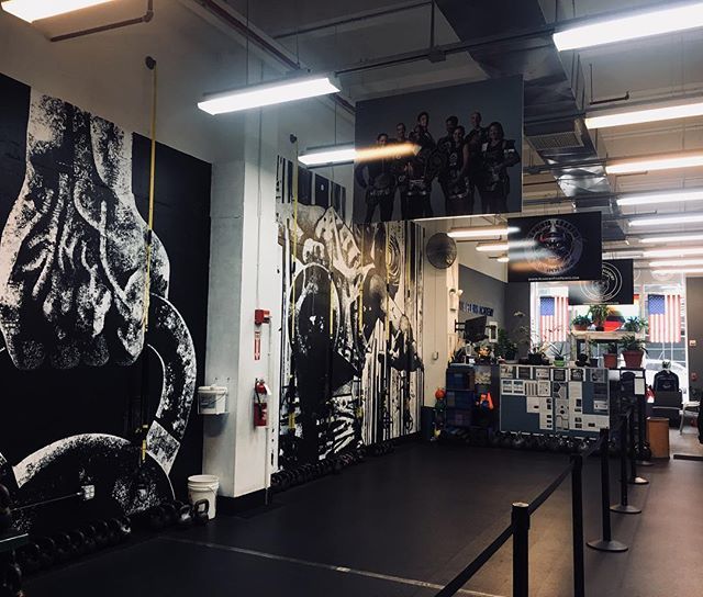 JesseIrizarry's tweet photo. Got a chance to go to @fivepointsacademy this morning and work with a true master in his craft for the second time and learn a tiny bit of #brazilianjiujitsu . Not interested in being another guy who lifts weights who says he does that too but I’m more i… https://t.co/HK7wbQR0Xq https://t.co/4wCjMCpMee