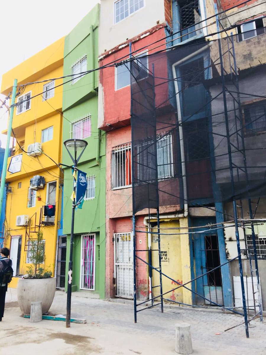 TereTorralva's tweet photo. Fundación INECO en el Barrio 31 en el marco del mes del Alzheimer. Crear conciencia sobre esta enfermedad 🧠✨ https://t.co/bKcTTYWfqL