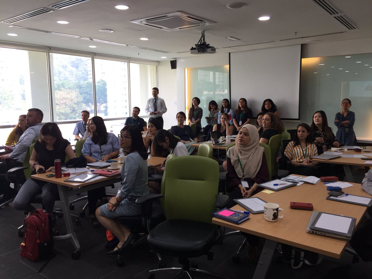 Muscle Man <a href="/gianfrancocont9/">Dr Gianfranco Conti</a> back in the house! <a href="/GISLanguages/">Tom Ball</a> <a href="/gismalaysia/">Garden Int'l School</a> #worldlanguagesJAWS2018 #thelanguagegym