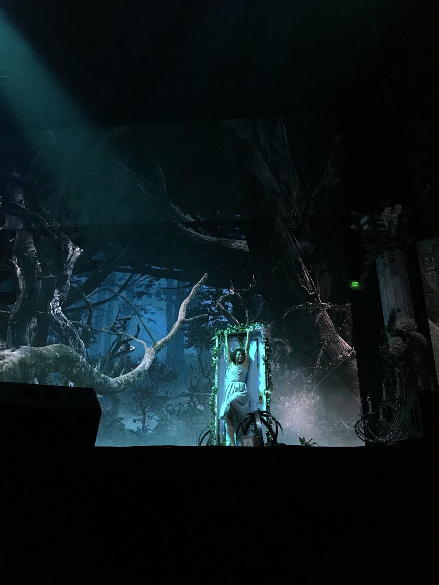 WrittenRunway's tweet photo. That’s a wrap to an awesome first day at @STORYgathering https://t.co/vct7JJVh4X
