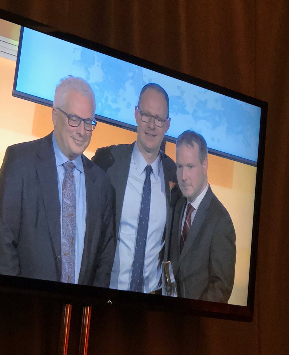 database3's tweet photo. ⁦@atbfinancial⁩ Innovation of the Year at ⁦@CLInHouse⁩ #Innovatio2018 https://t.co/6pzFtSuoZu