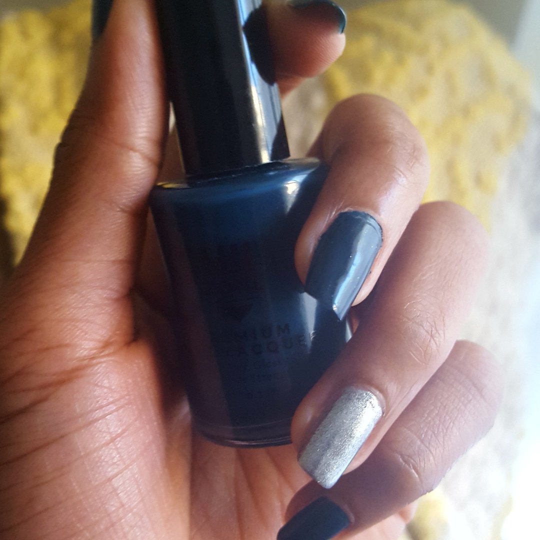 chillzonenails's tweet photo. Your 💙 nail obsession created by Dana using #SilentNight #DiamondintheRough

✨ Tag your photos for a chance to be featured. https://t.co/vLniEWQvEj