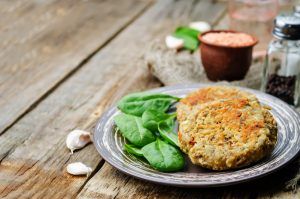theblendergirl's tweet image. Red Lentil &amp;amp; White Bean Burgers that don't crumble in the pan while you're cooking them! buff.ly/2xASu5C @sophieuliano #eat #vegan #vegetarian #food #plantbased #recipe