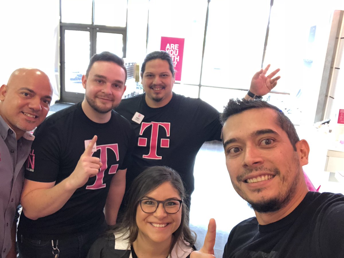 ssanmig's tweet photo. Amazing day out in the field building bridges with the TFB team!!! ๐ฅ๐ฏ #teamwork @DanielleOubre20 @Dsolano1023 https://t.co/xgtLftaFGB