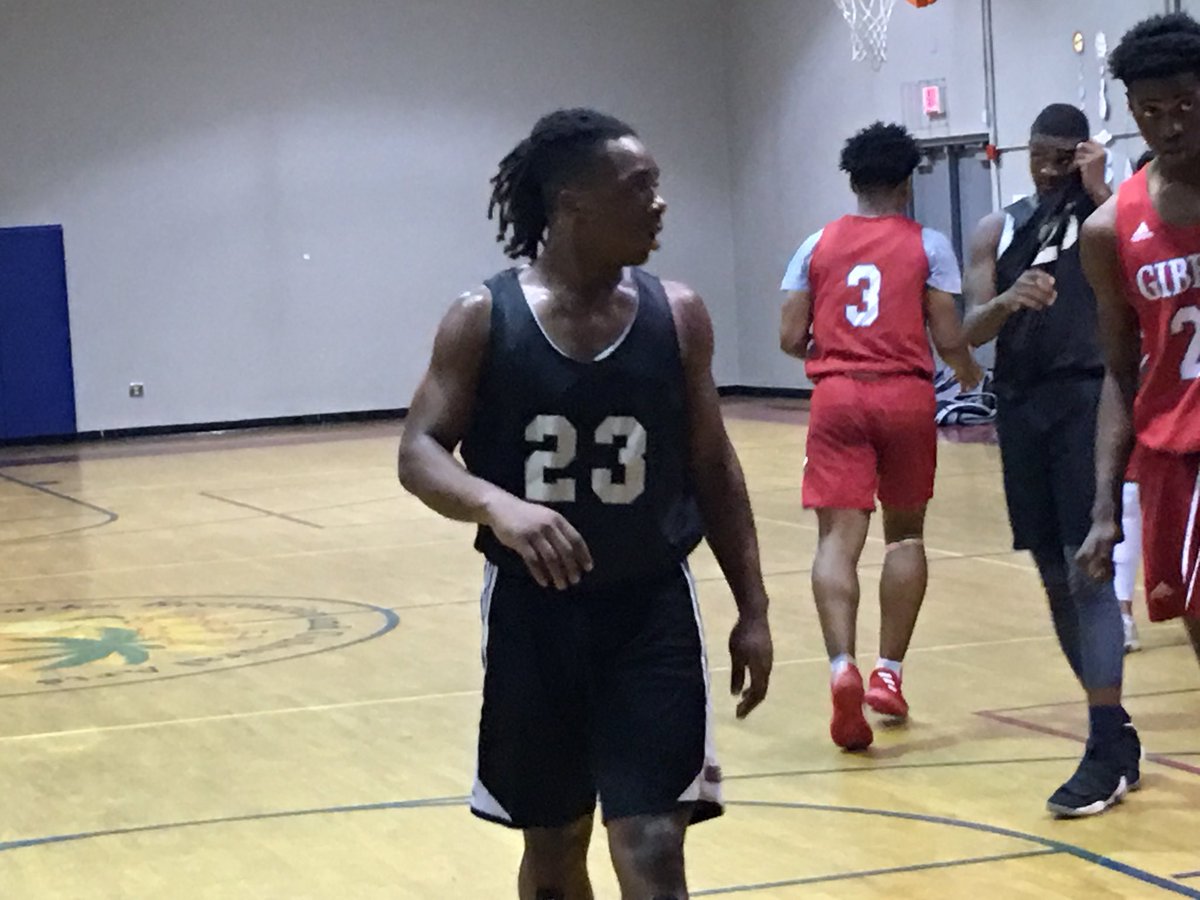 PLamRecruiting's tweet photo. Final: 54-41  — trio of Wade (2020), 2019 #CyrusNance (@cloading8) &amp; 2020 Andrew Volmar bring a nice vibe ... a lot of energy. Lots of new faces. Interested to see how team progresses. 

@BoxScoreReport @prephoopsfl https://t.co/5q9hSJEYSF