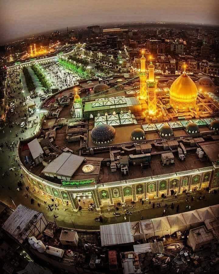 iammomin__'s tweet image. 10- मुहर्रम उल हराम। ।
आशूरा का मुबारक दिन, हज़रत इमाम हुसैन की शहादत, जिसनें करबला की तपती रेत इस्लाम को रहती दुनिया तक अमर कर दिया और ये सन्देश दिया कि सच्चाई और ईमानदारी कभी भी तरह समझौता नहीं किया जा सकता है।
#HussainSaveHumanity