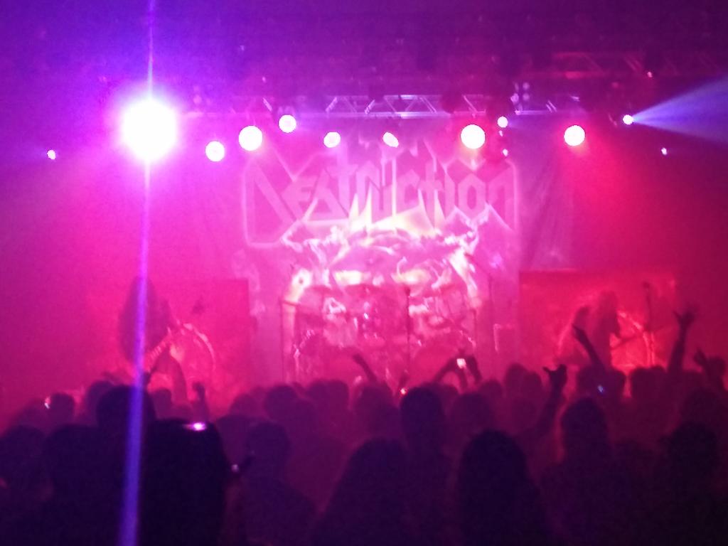 vladimirkorg's tweet photo. #destruction  sempre foda ! https://t.co/cWotqpeX5s