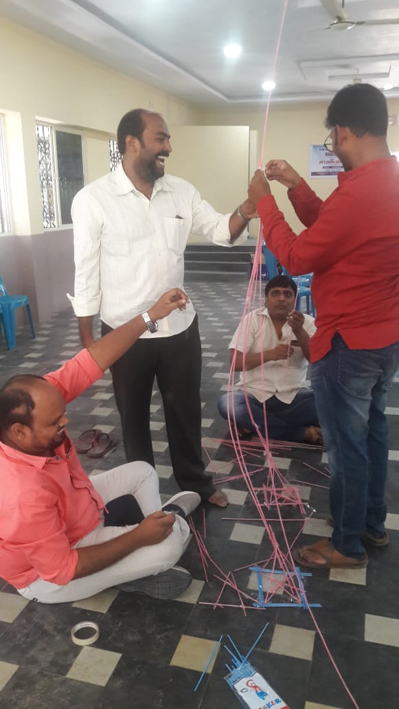 JciTuni's tweet photo. Had an wonderful ID training session with JfP T JYOTHI SRIDHAR Garu on TEAM BUILDING #jci #jcitunijewels #jciindia #training #zone4 #im4u #changebeginswithme https://t.co/dhYAcHKgYs