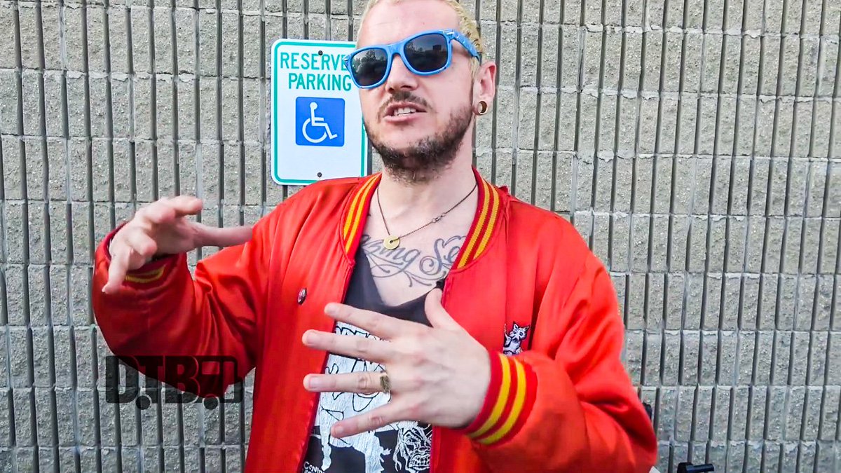 Digital Tour Bus (@digitaltourbus) on Twitter photo .<a href="/deadtomesf/">Dead To Me</a> reveals who they would want on their dream tour lineups!
Watch the video at digtb.us/2Dg3V8E
#deadtome #dreamtour #digitaltourbus #music #band #interview #video #punkrock #punk #punkband #punkmusic .<a href="/deadtomesf/">Dead To Me</a> reveals who they would want on their dream tour lineups!
Watch the video at digtb.us/2Dg3V8E
#deadtome #dreamtour #digitaltourbus #music #band #interview #video #punkrock #punk #punkband #punkmusic