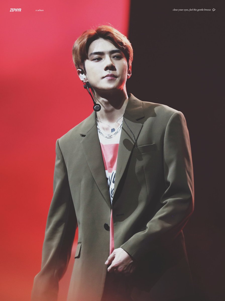 zephyr412's tweet photo. 180915 뮤직뱅크 베를린

#세훈 #SEHUN #吴世勋 https://t.co/Uvub1iaWJy