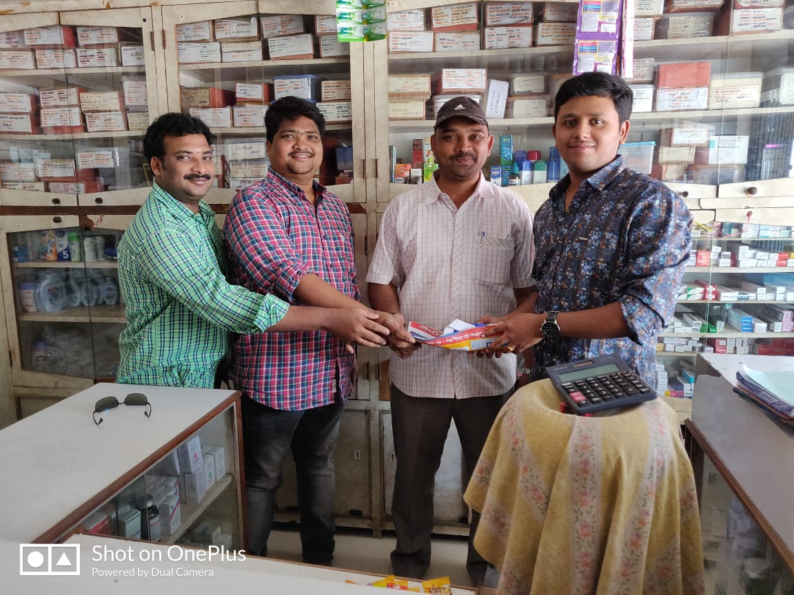 JciTuni's tweet photo. Wishing our members on their birthdays and also collecting KERALA FLOOD RELEIF FUND from the birthday boys.#jci #jciindia #zone4 #savekerala #changebeginswithme #jcitunijewels #im4u #impact #community #service https://t.co/ufXhu49pAe