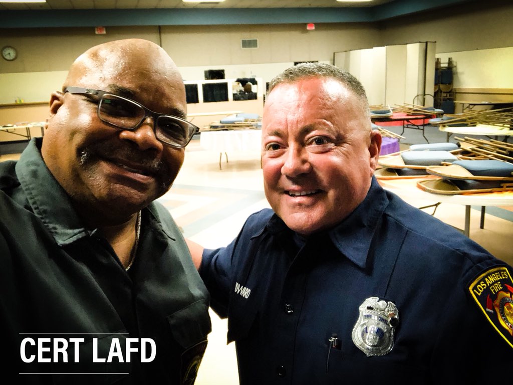 HelpsHolman's tweet photo. CERT training @HolmanUMC 𝚃𝚑𝚊𝚗𝚔 you trainer FF Howard. #training #cert #preparedness @HelpsHolman @AAFFM30LA @Rescue911Jay @pics4aaffmfs30 https://t.co/gFGIRai0tf