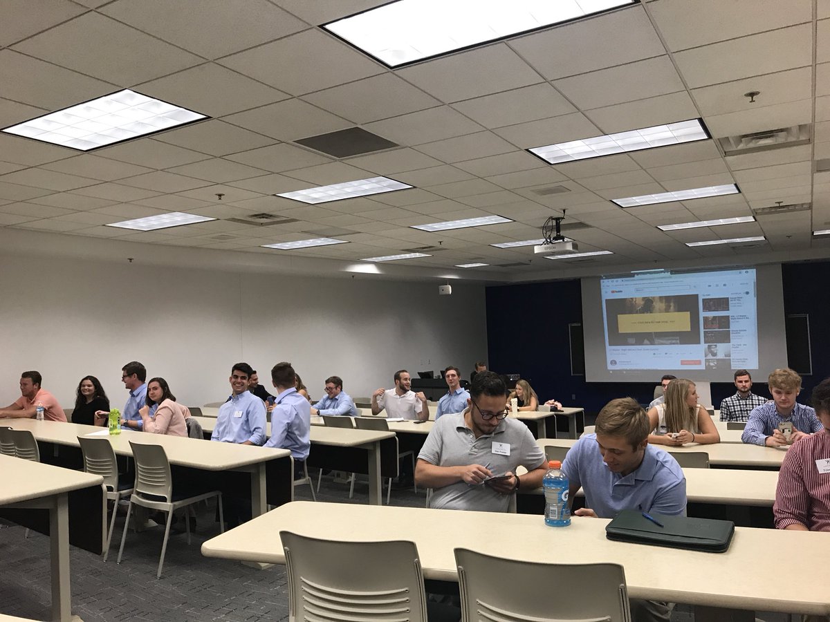 AKPsiOU's tweet photo. Speed Dating was a BLAST tonight! Excited to see all you rushees at our last event on Sunday! https://t.co/5bTGwkuUS1
