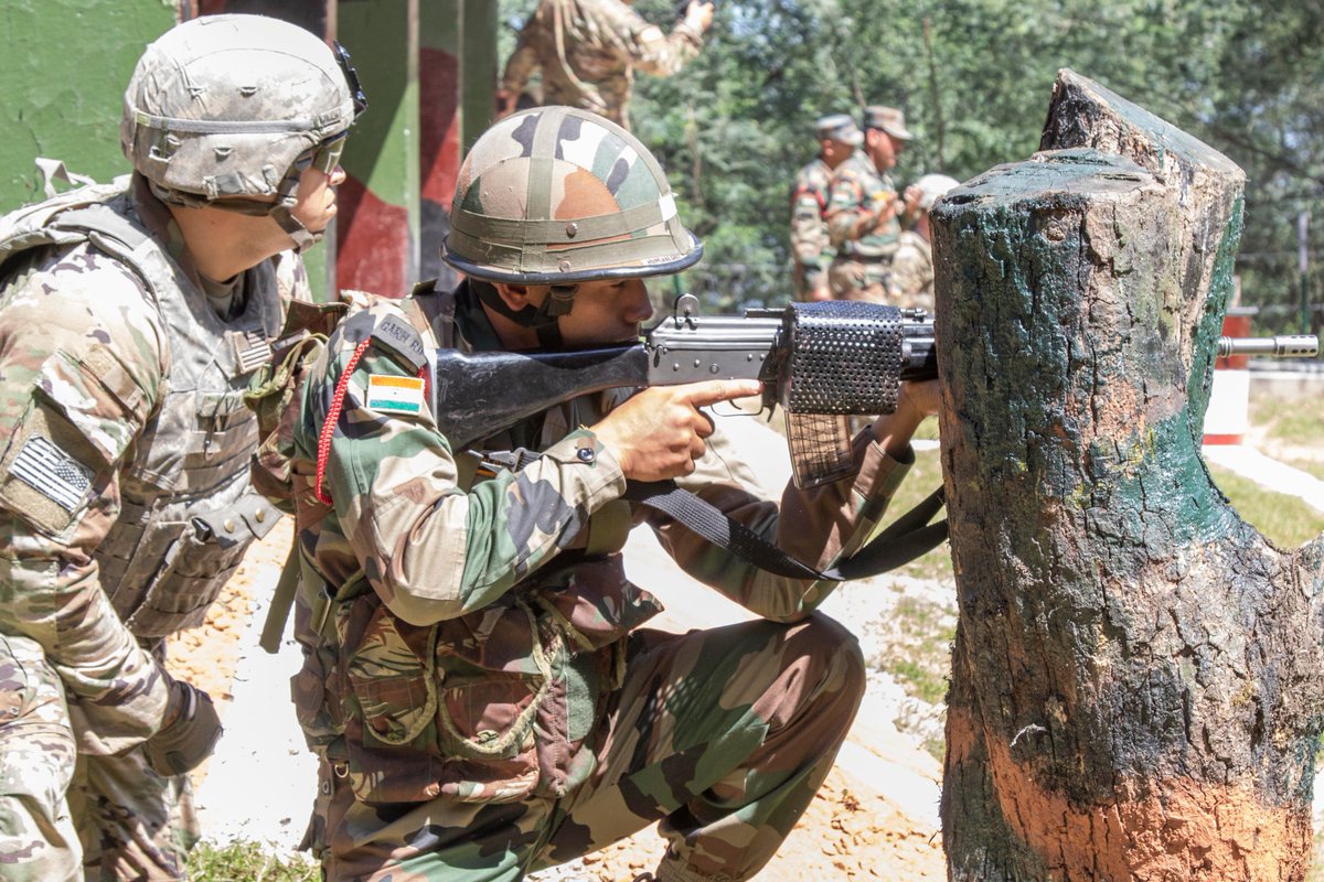 7thID's tweet photo. As #YA18 in #India moves into training day five, the @USArmy's @1SBCT_Ghost and @adgpi's #soldiers continue to push each other and share knowledge. For more, please check out the link below. @I_Corps @FORSCOM @USARPAC @USAndIndia @USINDOPACOM https://t.co/Sblck5fBFR https://t.co/0IXDhYTB4Y