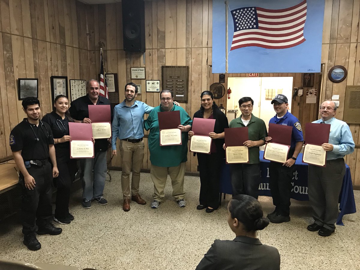 NYPD110Pct's tweet photo. We had a great @NYPD110PCTCC meeting tonight thank you to @QueensDABrown and his staff for speaking with our #Elmhurst #Corona Community &amp; thank you to @Dromm25 for acknowledging the hard working members of our community. We hope to see you at our next meeting on Oct 11th! https://t.co/5NTBRu7TH4