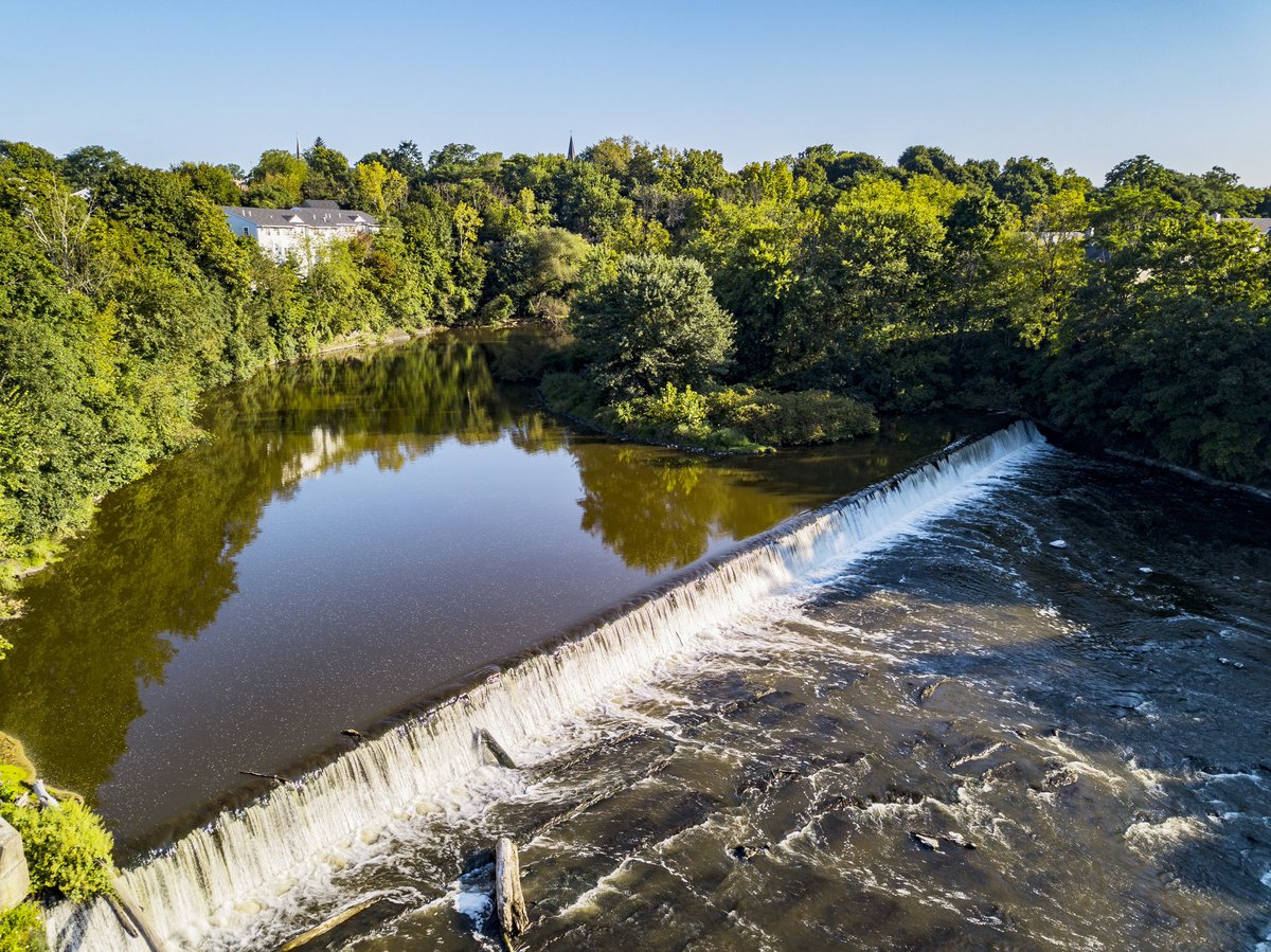 rcastillo92's tweet photo. Small waterfall

#waterfall #water #trees #green #summer #amazing_scenery  #amazing #stockpicture #photography #dronephotography #drone #dji #djimavicpro #sun #color #city #waldenny #newyork #upstate #adventure #hot #instagram #USA #wednesday #sweet l #windy #hudsonvalley #nature https://t.co/qpwvkV2fAp