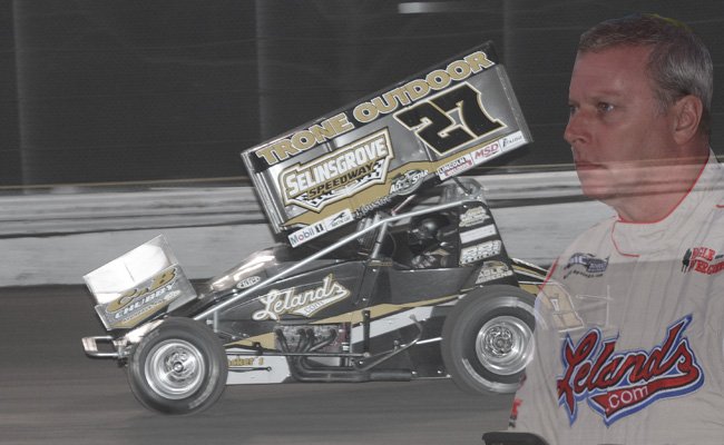 WorldofOutlaws's tweet photo. Our deepest condolences to the family and friends of sprint car driver Greg Hodnett and the Heffner Racing Team. The racing family will miss Greg's relentless passion and insight. #RIPHod
https://t.co/EbyHHW3kz2 https://t.co/udA2QeVmDa