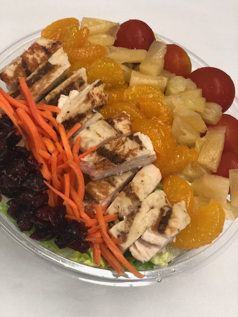D87nutrition's tweet photo. Caribbean Jerk Salad - Faculty Lunch #Teacherlunch #beyondthelunchline #NSLW18 #lots2love #schoollunchlove  #feedingbodiesfuelingminds #schoolfood #schoolnutrition #nutrition #foodservice #schoollunch  #schoolLunch #schoollunchprograms https://t.co/3ubU1zwg8H