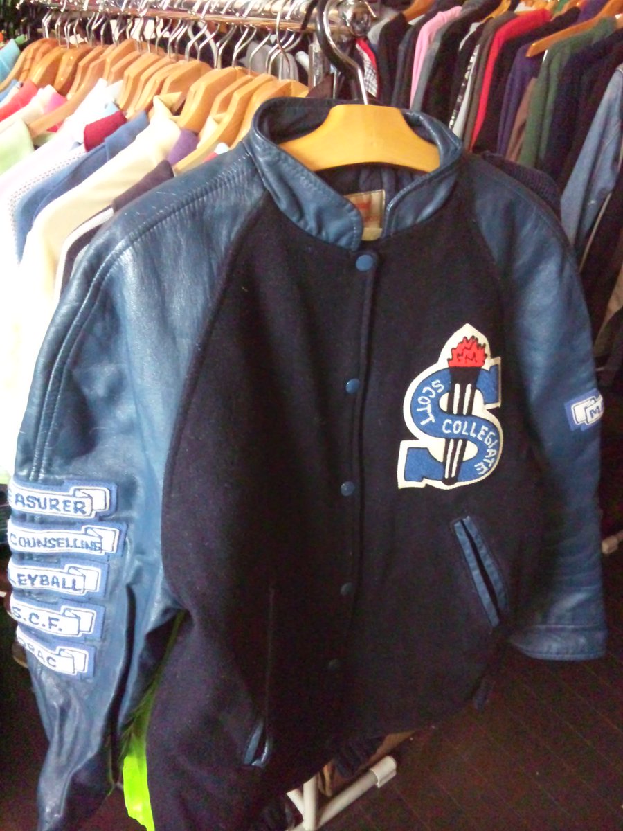 plo1992's tweet image. オススメ！ヴィンテージ80s 袖レザーワッペンメルトンスタジャン#VINTAGE #STADIUMJACKET #レザー　#メルトン　#スタジャン　#ワッペン　#古着屋　#古着　#古着販売　#福島県　#いわき市