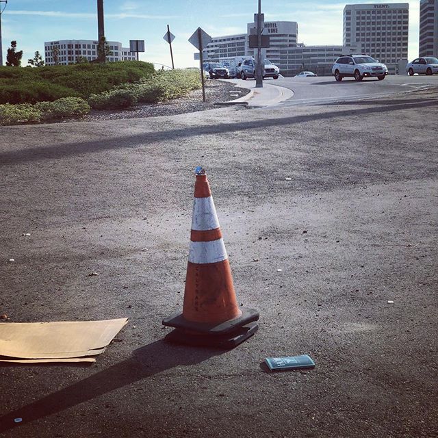 ConesAlone's tweet photo. There is hope! Jamboree Rd, Irvine. #Trafficcone #safetycone #religioustract #streetcornerpreacher https://t.co/QAe6BTqR3T https://t.co/8qBe7qjAXj
