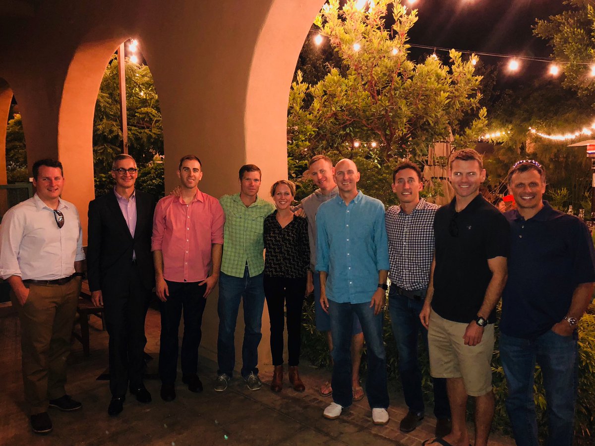 WessellsHunter's tweet photo. Exchanging ideas with Navy Urologists in San Diego on optimal care of genitourinary trauma. What’s best for military is best for civilians. https://t.co/frmxgo5aNI