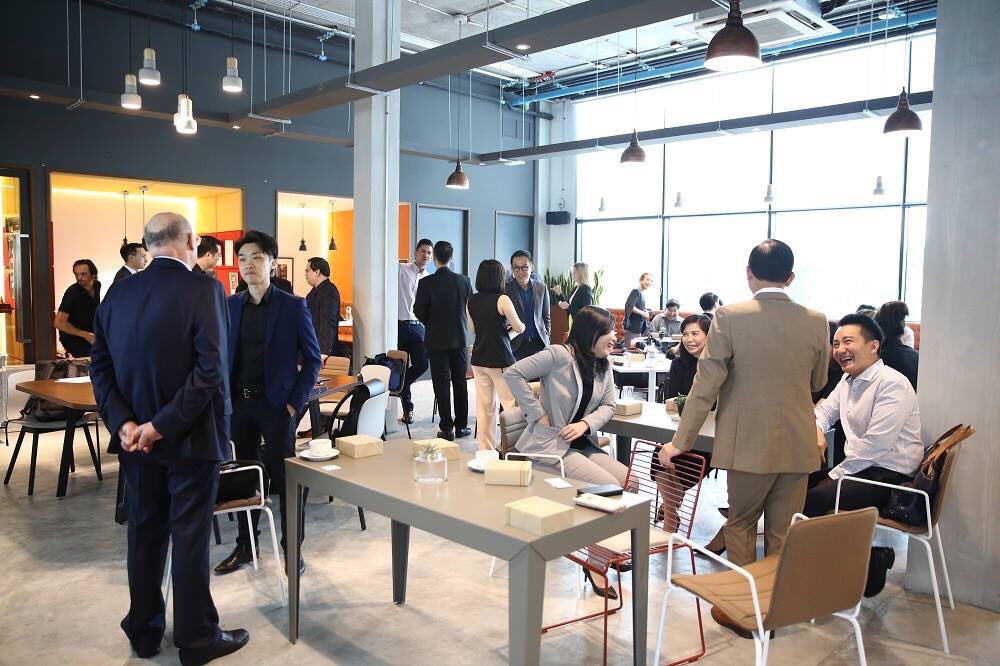 TravelDailyHQ's tweet photo. Here we go! We’re here at @spacesworks in Bangkok, getting ready for an epic day of talks about the world of recruitment, HR tech and people management.

Follow #TDHRsummit and we’ll give you all the juicy details!

#HR #Recruitment #TDjobs #TDevents https://t.co/WRL81Xciej