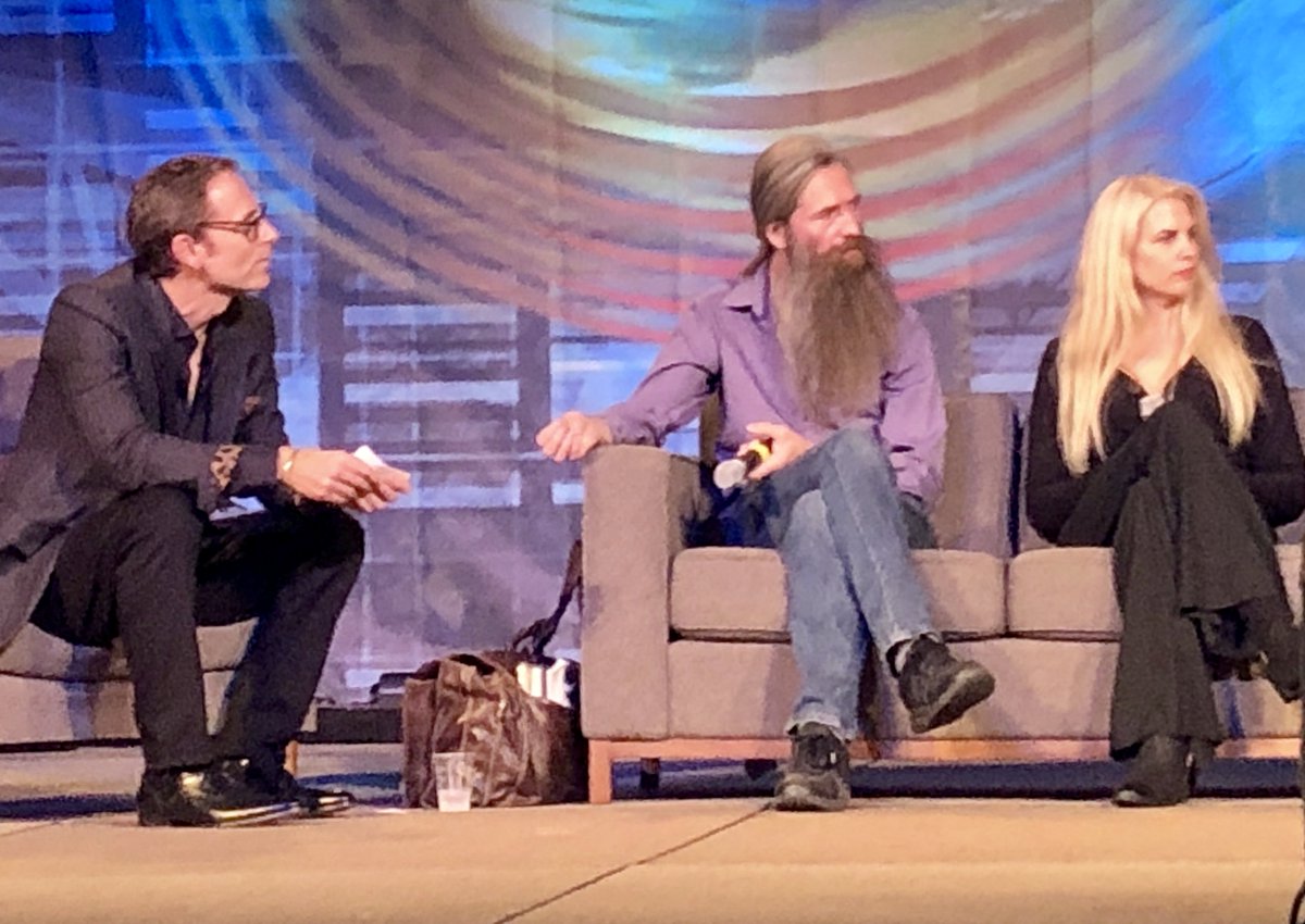 raadfest's tweet photo. #RAADfest panelists discussing #longevity #lifeextension #antiaging #science #research @joebardin @aubreydegray @ParrishLiz @kekich @WilliamFaloon @cordeiro Bernadeane and moderator @joebardin #LetsGetRAAD #VivaLaRevelucion DL #livestream & #RAADgear: https://t.co/BKWGokScOY https://t.co/f4kZMzExLR
